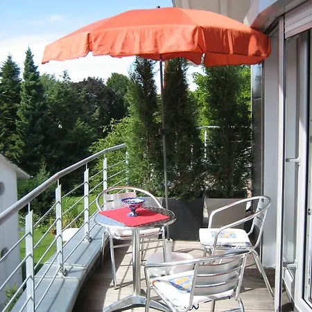 Haus Lorenz, Ferienwohnungen Immenstaad am Bodensee Exterior photo