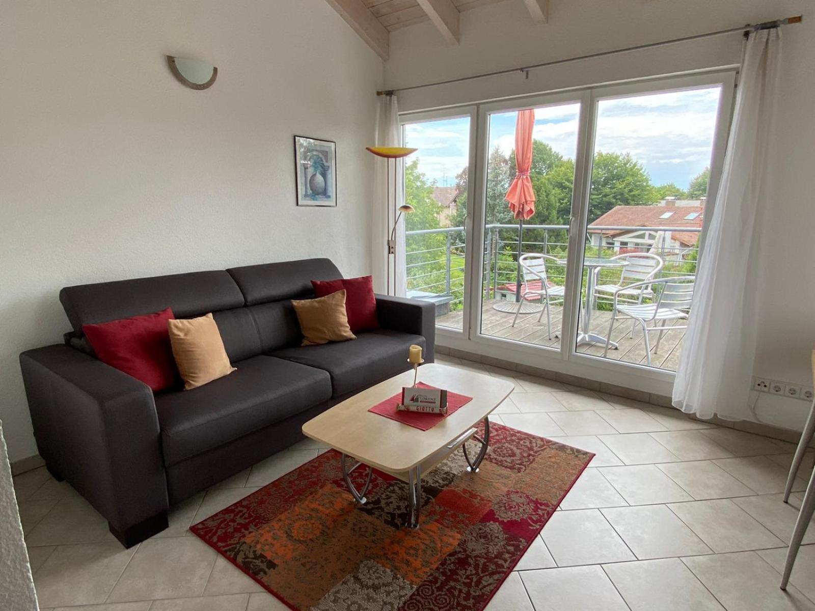 Haus Lorenz, *